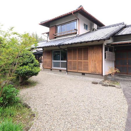 Shionome House Bed & Breakfast Ikoma Exterior photo