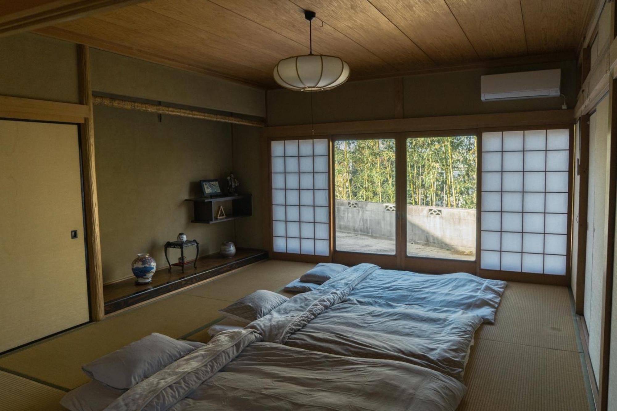 Shionome House Bed & Breakfast Ikoma Exterior photo