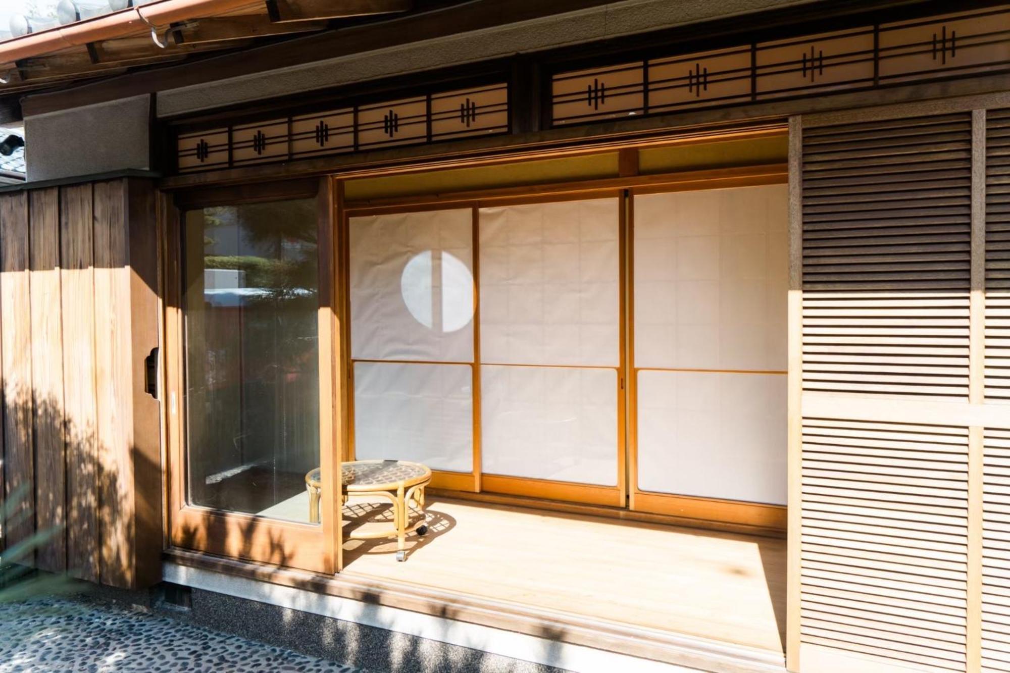 Shionome House Bed & Breakfast Ikoma Exterior photo